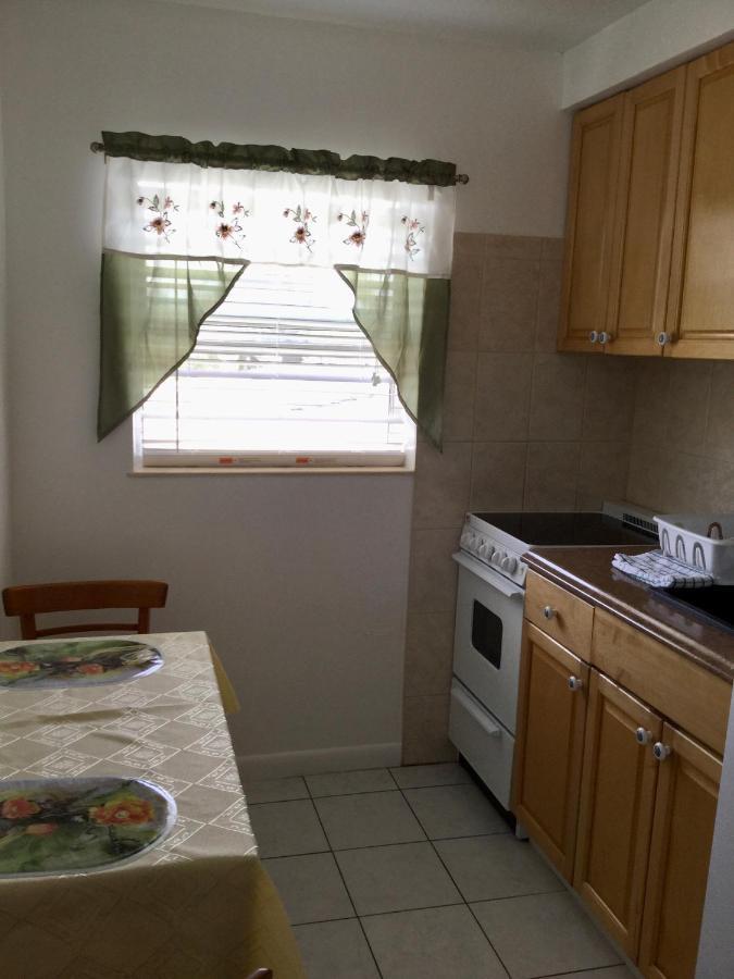 Breakaway Inn Guest House Lauderdale-by-the-Sea Eksteriør billede