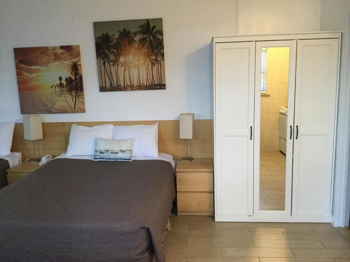 Breakaway Inn Guest House Lauderdale-by-the-Sea Eksteriør billede