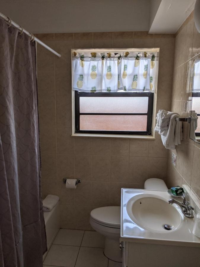 Breakaway Inn Guest House Lauderdale-by-the-Sea Eksteriør billede