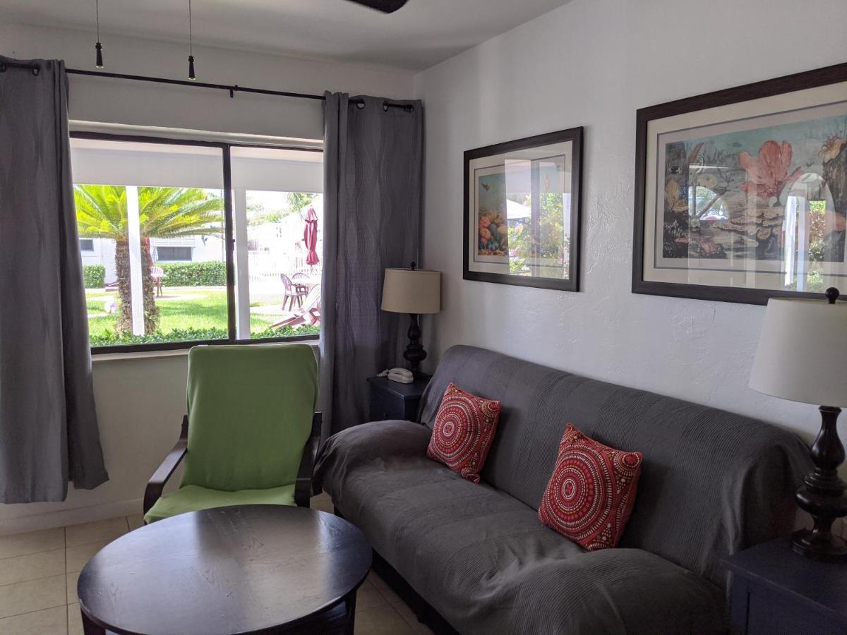 Breakaway Inn Guest House Lauderdale-by-the-Sea Eksteriør billede