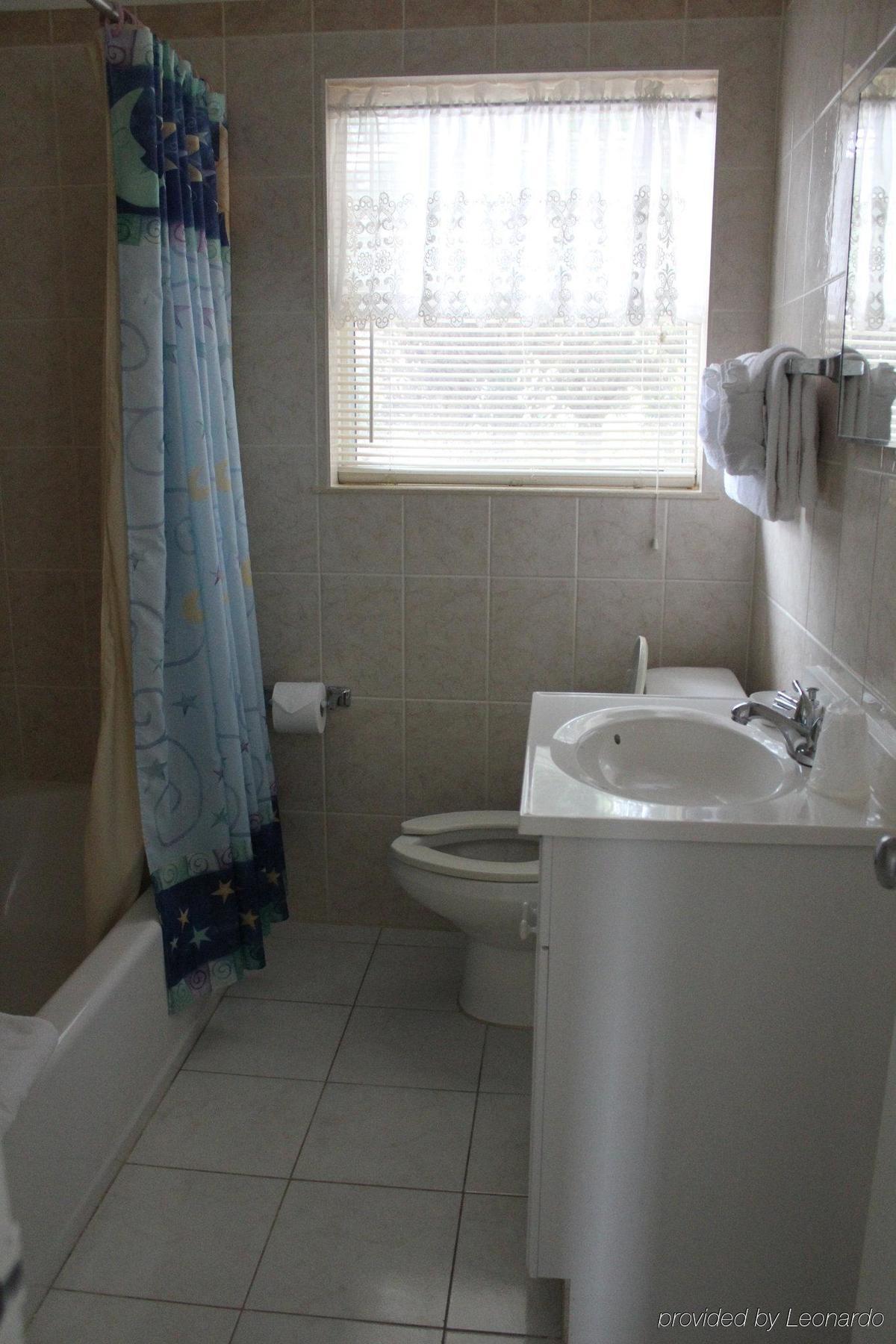 Breakaway Inn Guest House Lauderdale-by-the-Sea Eksteriør billede
